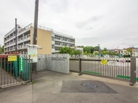 周辺環境:さいたま市立栄小学校