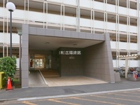 エントランス: