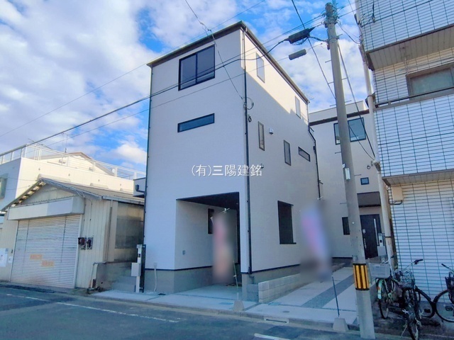 外観: