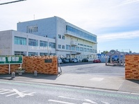 周辺環境:川口市立元郷中学校