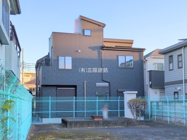 外観: