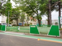 周辺環境:川口市立柳崎小学校