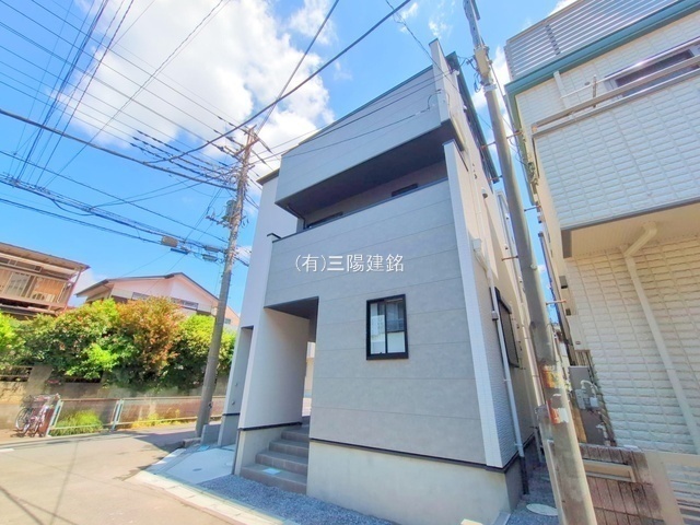 外観: