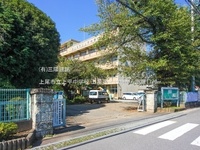 周辺環境:上尾市立上平中学校