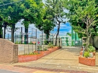 周辺環境:渋谷区立松濤中学校
