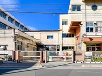 周辺環境:川口市立飯塚小学校