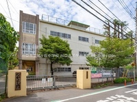 周辺環境:川口市立鳩ヶ谷小学校
