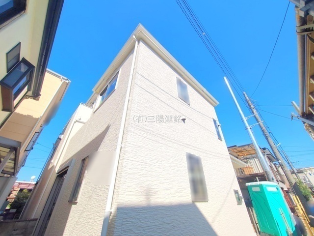 外観: