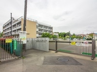周辺環境:さいたま市立栄小学校