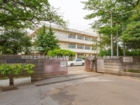 周辺環境:川口市立西中学校