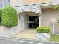 エントランス: