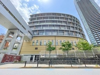 周辺環境:港区立赤坂中学校