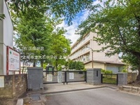 周辺環境:上尾市立大石中学校