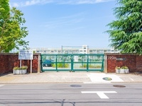 周辺環境:川口市立芝東中学校