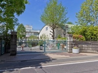 周辺環境:さいたま市立仲町小学校