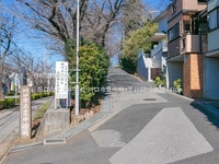 周辺環境:川口市立芝中学校