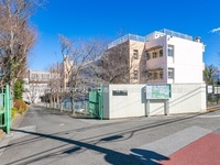 周辺環境:川口市立小谷場中学校