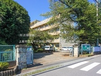周辺環境:上尾市立上平中学校