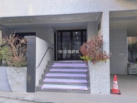 エントランス: