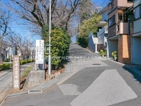 周辺環境:川口市立芝中学校