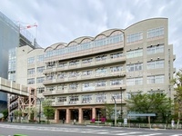 周辺環境:港区立御成門中学校