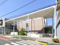 周辺環境:港区立三田中学校