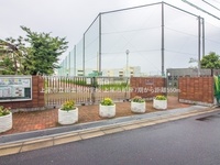 周辺環境:上尾市立富士見小学校