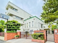 周辺環境:新宿区立四谷中学校