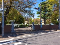 周辺環境:伊奈町立伊奈中学校
