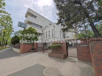 周辺環境:新宿区立四谷中学校