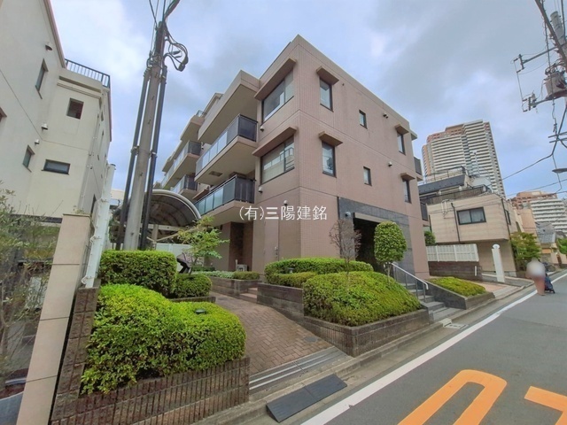 外観: