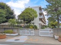 周辺環境:上尾市立東町小学校