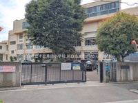 周辺環境:川口市立十二月田小学校