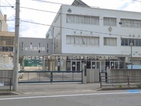 周辺環境:川口市立十二月田中学校